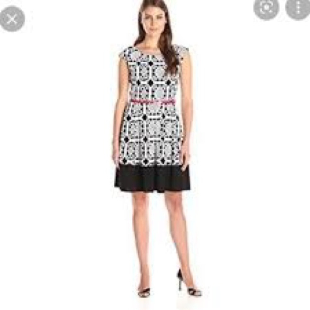 Tiana B Geometric Print Dress with Red Belt Black White Size 10